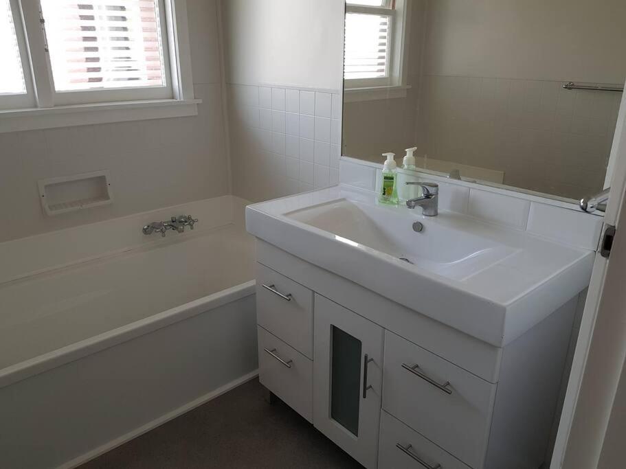 Handy Location - 3Brd Home! Timaru Ngoại thất bức ảnh